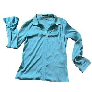 Elie Tahari Silk Turquoise Long Sleeve Pull Over Blouse.  Size XS